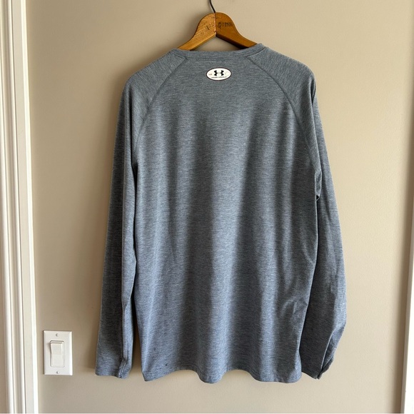 Long Sleeve Under Armour Shirt - Heat Gear - Men’s LARGE - Picture 6 of 15